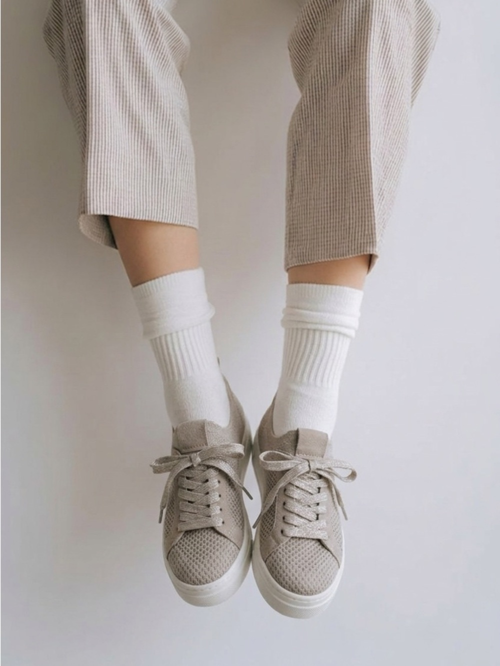 White Mountain Knit Sneakers – Taupe Size 7 – NWT